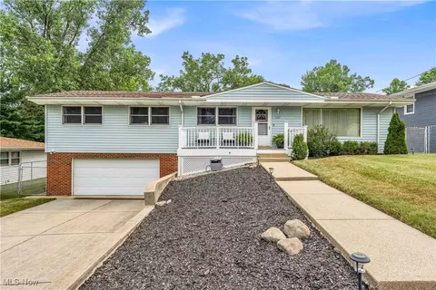 7607 Alan Pkwy, Middleburg Heights, OH 44130
