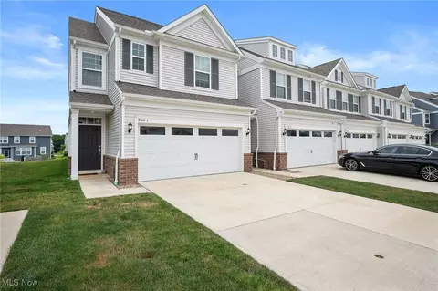 850 Dipper Ln # -1, Aurora, OH 44202