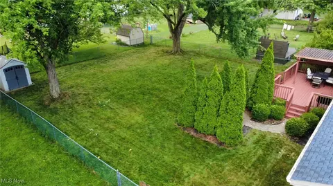 Exterior - 129 Whitman Blvd, Elyria, OH 44035 photo 9 of 10