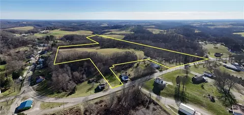 Steubenville Road, Carrollton, OH 44615