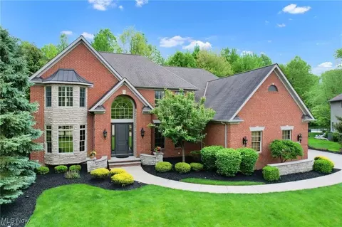32305 Monaco Pl, Avon Lake, OH 44012
