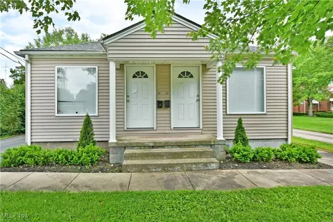 1545 1547 Tod Ave NW, Warren, OH 44485
