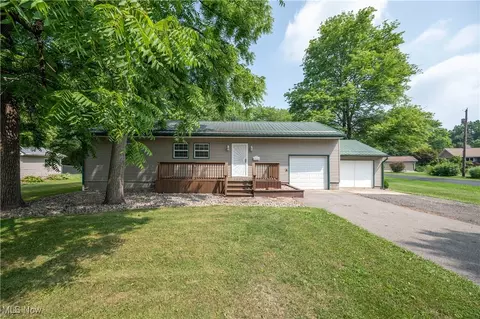 277 E Main St, Cortland, OH 44410