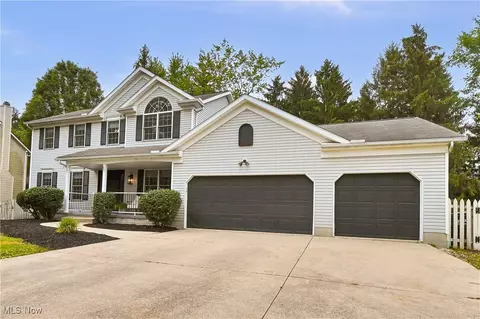 5676 Ryan Rd, Medina, OH 44256