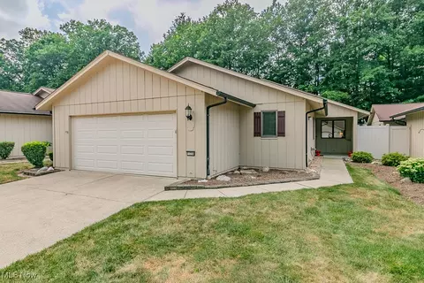 11238 Blodgett Creek Trl, Strongsville, OH 44149