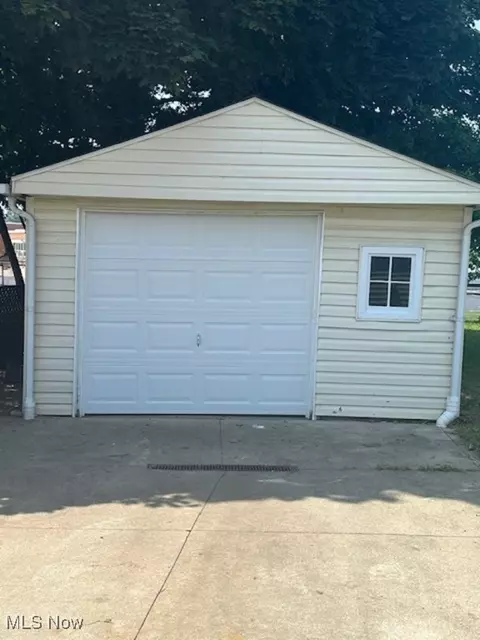 804 Pendley Rd, Willowick, OH 44095 photo 20