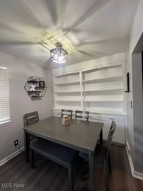 804 Pendley Rd, Willowick, OH 44095 photo 4