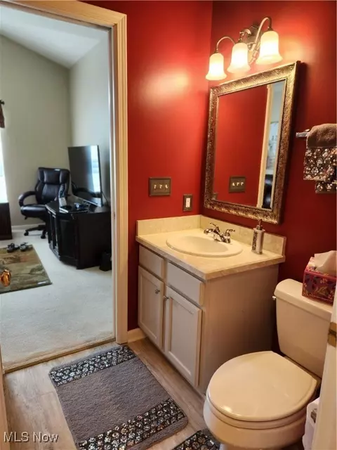 5645 Clingan Rd #18A, Struthers, OH 44471 photo 19