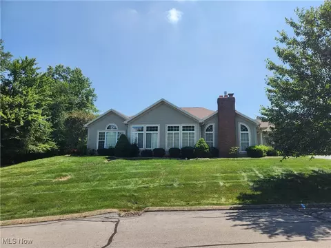 5645 Clingan Rd #18A, Struthers, OH 44471 photo 3