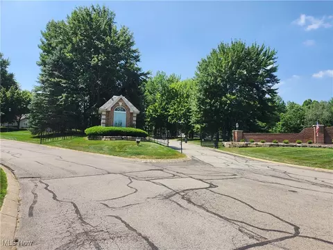5645 Clingan Rd #18A, Struthers, OH 44471 photo 36