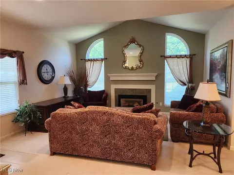 5645 Clingan Rd #18A, Struthers, OH 44471 photo 5