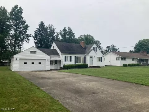 16075 Cypress Ave, Strongsville, OH 44136