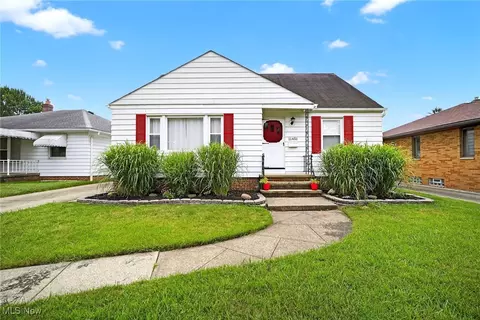11451 Blossom Ave, Parma Heights, OH 44130