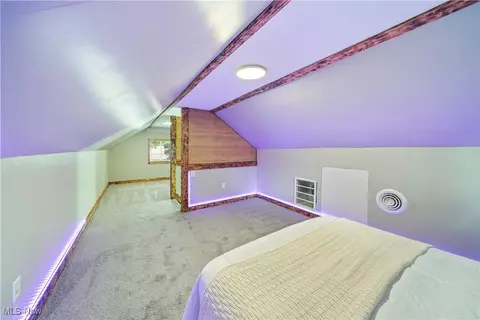 Bedroom - 5730 West Ave, Ashtabula, OH 44004 photo 4 of 6