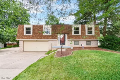 531 Colonial Ave, Canal Fulton, OH 44614
