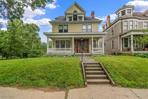 701 2nd St, Marietta, OH 45750