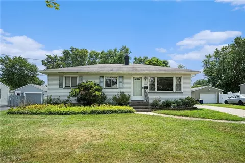 2132 W 13th St, Ashtabula, OH 44004