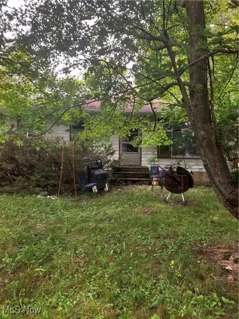 1622 Diana Dr, Brunswick, OH 44212