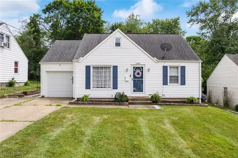 1506 36th St NW, Canton, OH 44709
