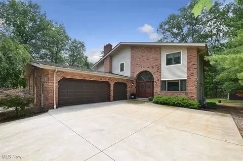 2301 W Royalton Rd, Broadview Heights, OH 44147