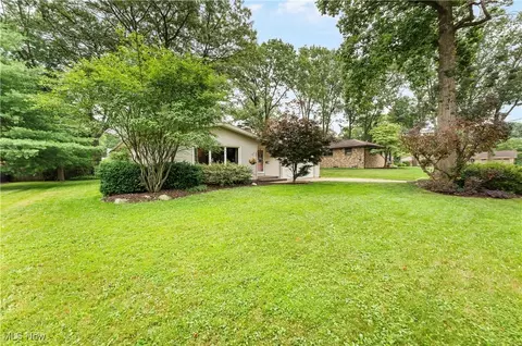 730 Charldon Ave SW, Massillon, OH 44646 photo 2