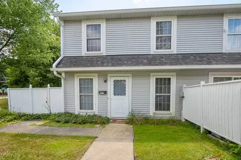 20325 Williamsburg Ct #310B, Middleburg Heights, OH 44130