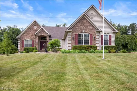 5319 Markwood Ct, Valley City, OH 44280