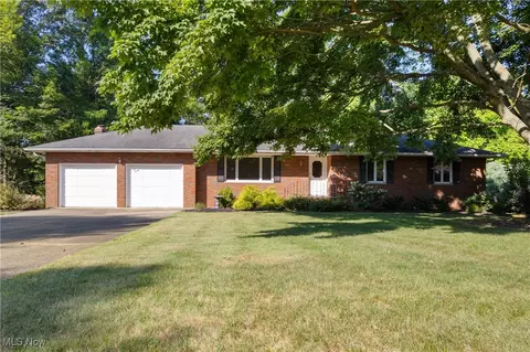 120 Vineyard Way, Doylestown, OH 44230