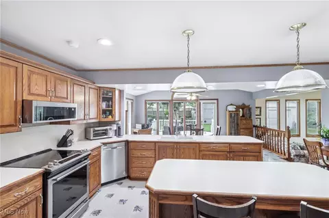 Kitchen - 1318 Mirheath Dr, Huron, OH 44839 photo 1 of 5