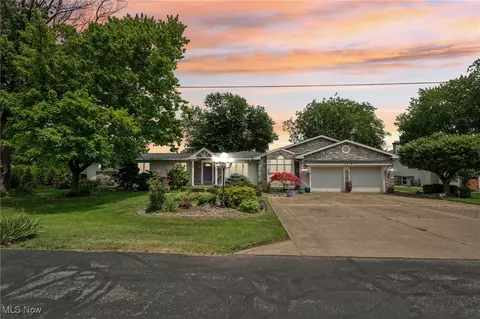 Exterior - 1318 Mirheath Dr, Huron, OH 44839 photo 10 of 10