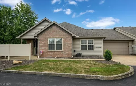 1412 Tewksbury Cir #1C, Cuyahoga Falls, OH 44221