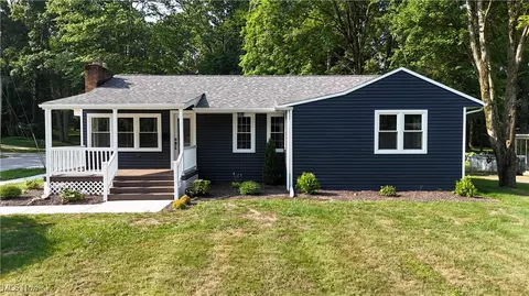1974 Hawthorne Ave, Stow, OH 44224
