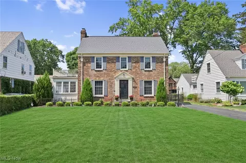 21702 Lake Rd, Rocky River, OH 44116