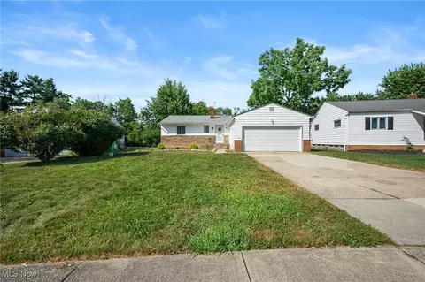 4031 Suffolk Rd, South Euclid, OH 44121