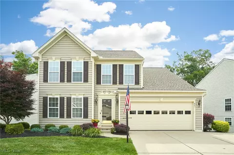 863 Willow Creek Dr, Fairlawn, OH 44333
