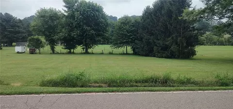 44753 County Road 23, Coshocton, OH 43812