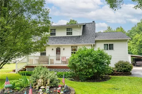 14644 Gaskill Dr NE, Alliance, OH 44601
