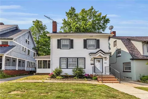 3258 Redwood Rd, Cleveland Heights, OH 44118