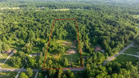 4538 Kingsbury Rd, Medina, OH 44256