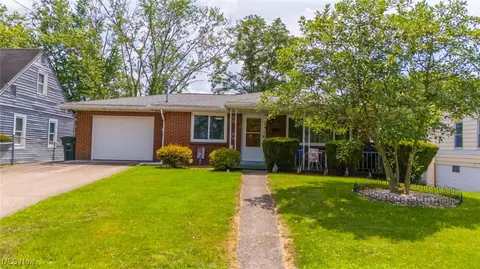 726 Buena Vista Blvd, Steubenville, OH 43952