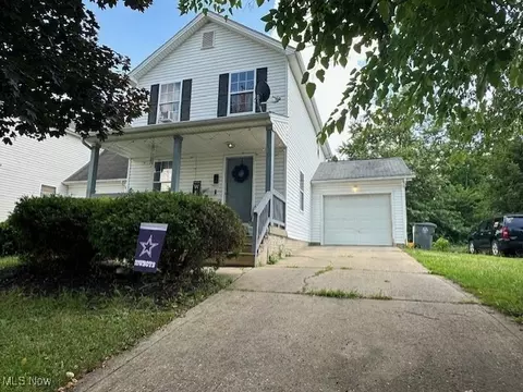 43 Kenmore Ave, Youngstown, OH 44507