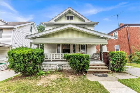 3255 W 115th St, Cleveland, OH 44111