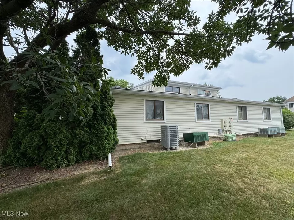 Exterior - 5436 Summerwood Ct #C, Willoughby, OH 44094 photo 2 of 2