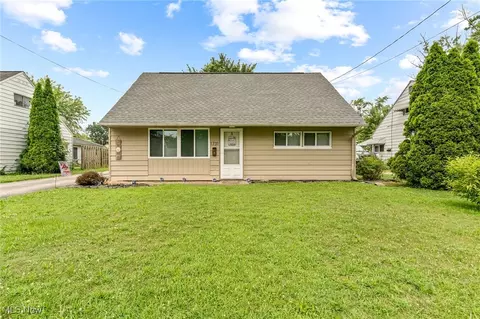 1731 Denison Ave NW, Warren, OH 44485