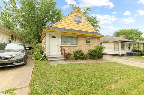 17616 Tarkington Ave, Cleveland, OH 44128