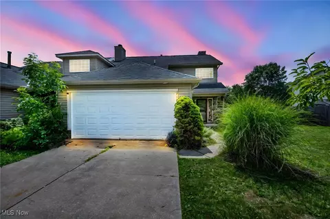 547 Greenside Dr, Painesville, OH 44077