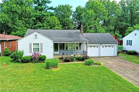 131 Euclid Blvd, Youngstown, OH 44505
