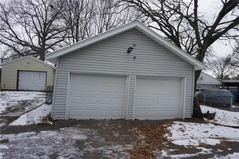 Other - 1088 Packard Dr, Akron, OH 44320 photo 1 of 2