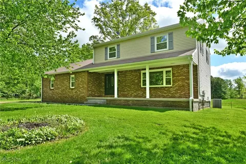 2153 Stillwagon Rd SE, Warren, OH 44484