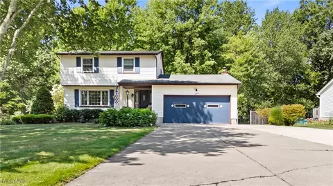 4319 Timberbrook Dr, Canfield, OH 44406